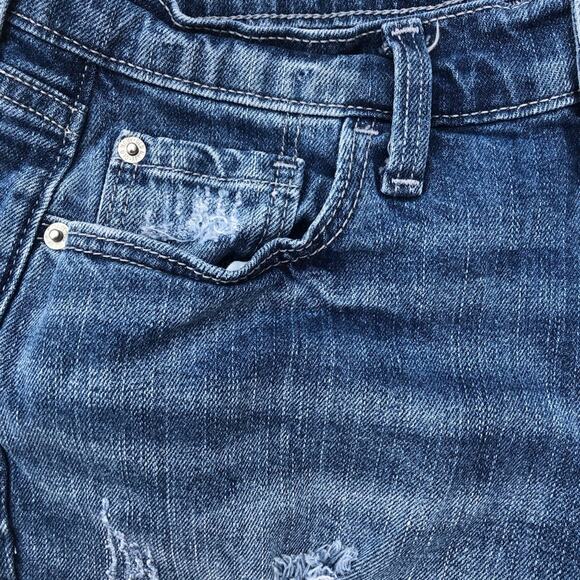 Old Navy Boyfriend distressed medium wash jean shorts rolled hem size 2 - Picture 3 of 8